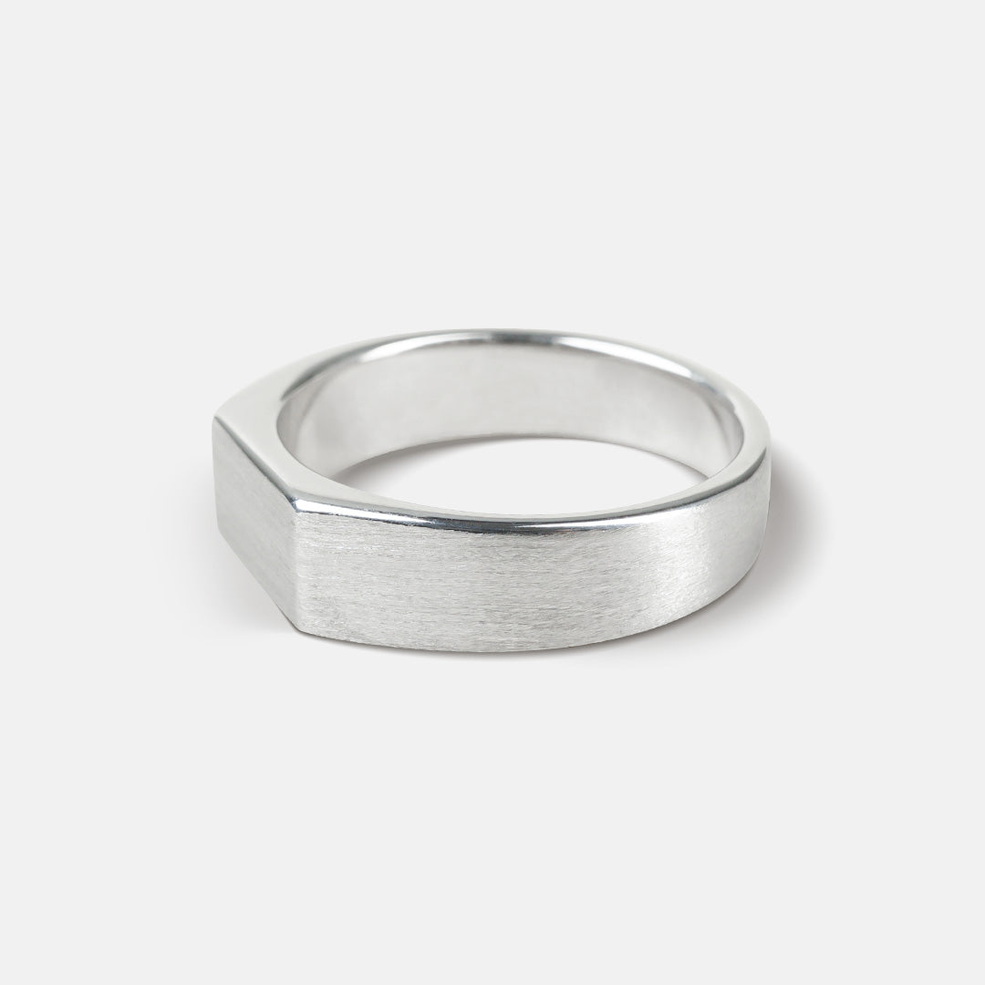 Signature Ring