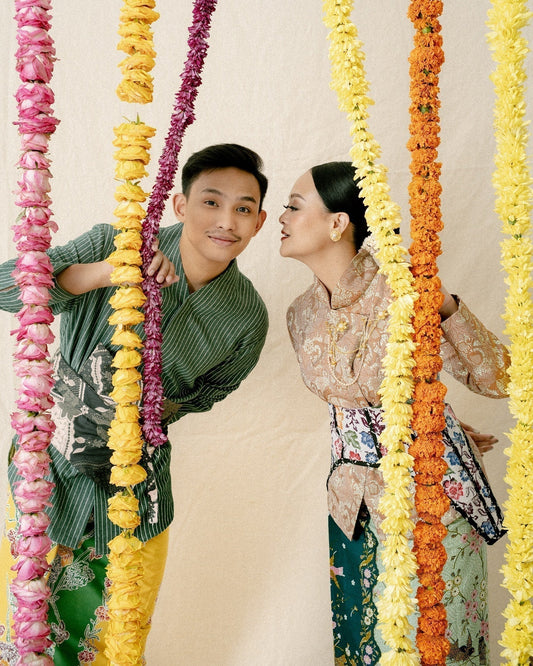 Made For: Ila & Arul – Emerald Engagement Ring with Hidden Birthstones
