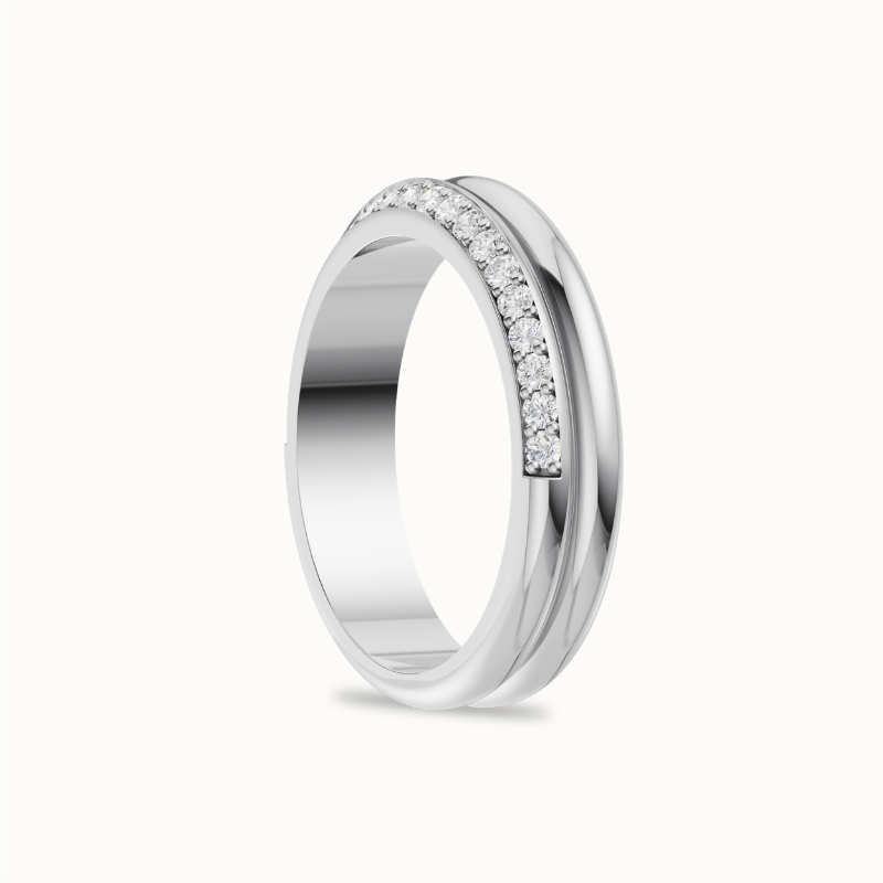 Row Diamond band