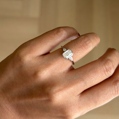 The Lily in Bezel